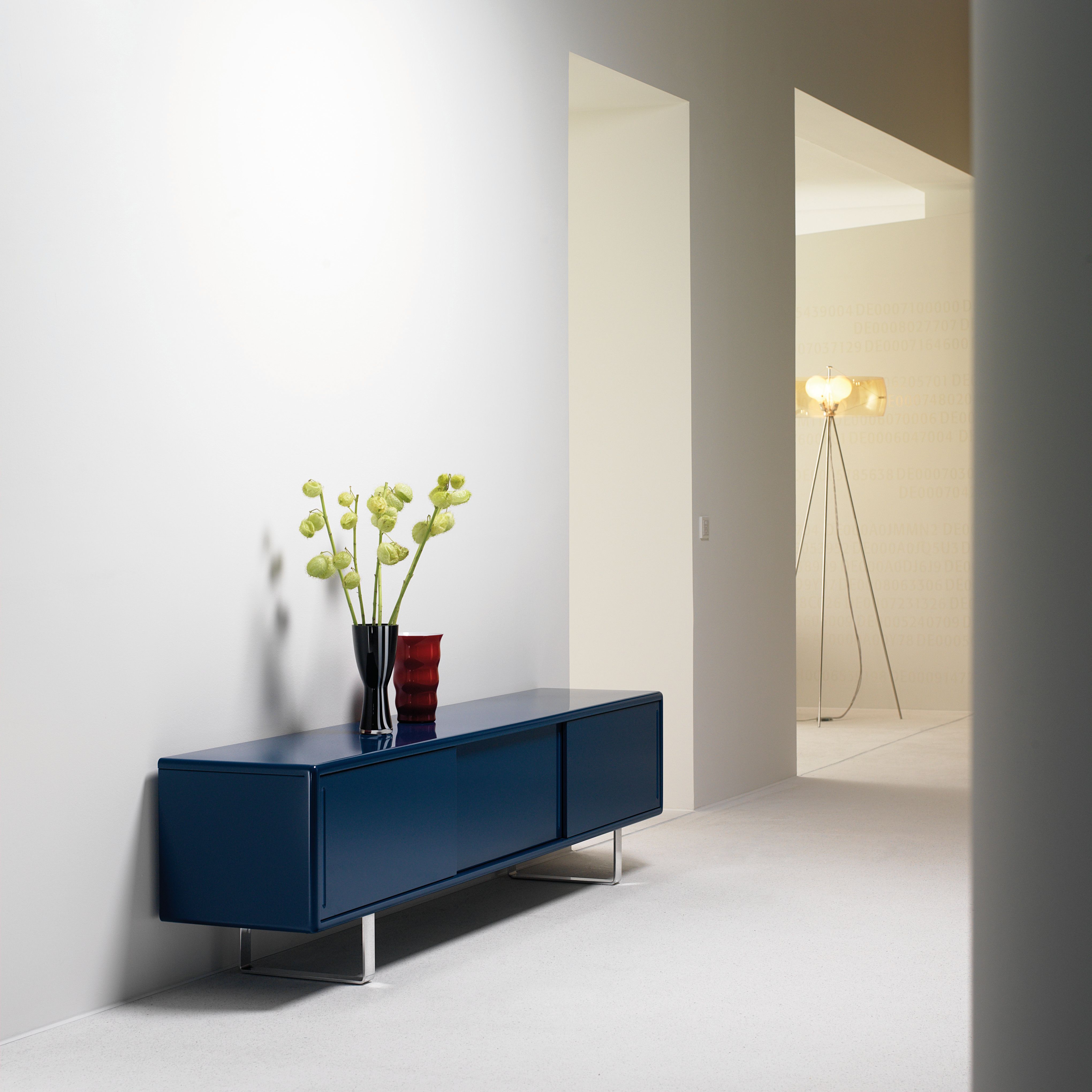 Müller Möbelfabrikation Sideboard K16-S2 Eisenmöbel Lackmöbel Metallmöbel Schrank Das Einrichtungshaus XXS Willich Krefeld Düsseldorf Neuss Mönchengladbach 2 - DAS EINRICHTUNGSHAUS XXS