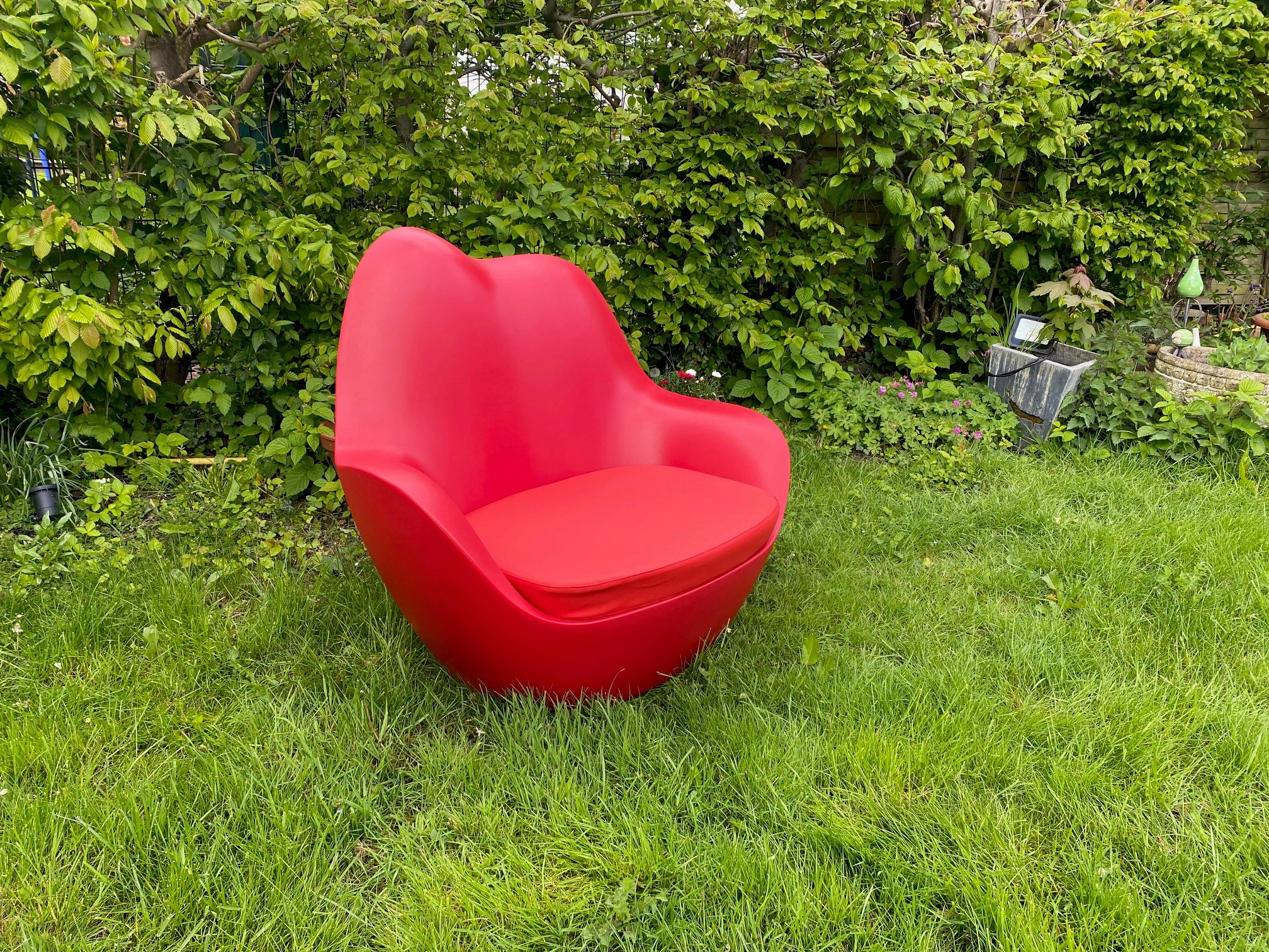 Vondom_Sabinas_Gartenstuhl_Gartensessel_Das_Einrichtungshaus_XXS_Willich_Krefeld_Düsseldorf_Neuss_Kaarst_Mönchengladbach_Viersen_Köln_Meerbusch_Duisburg_amazon